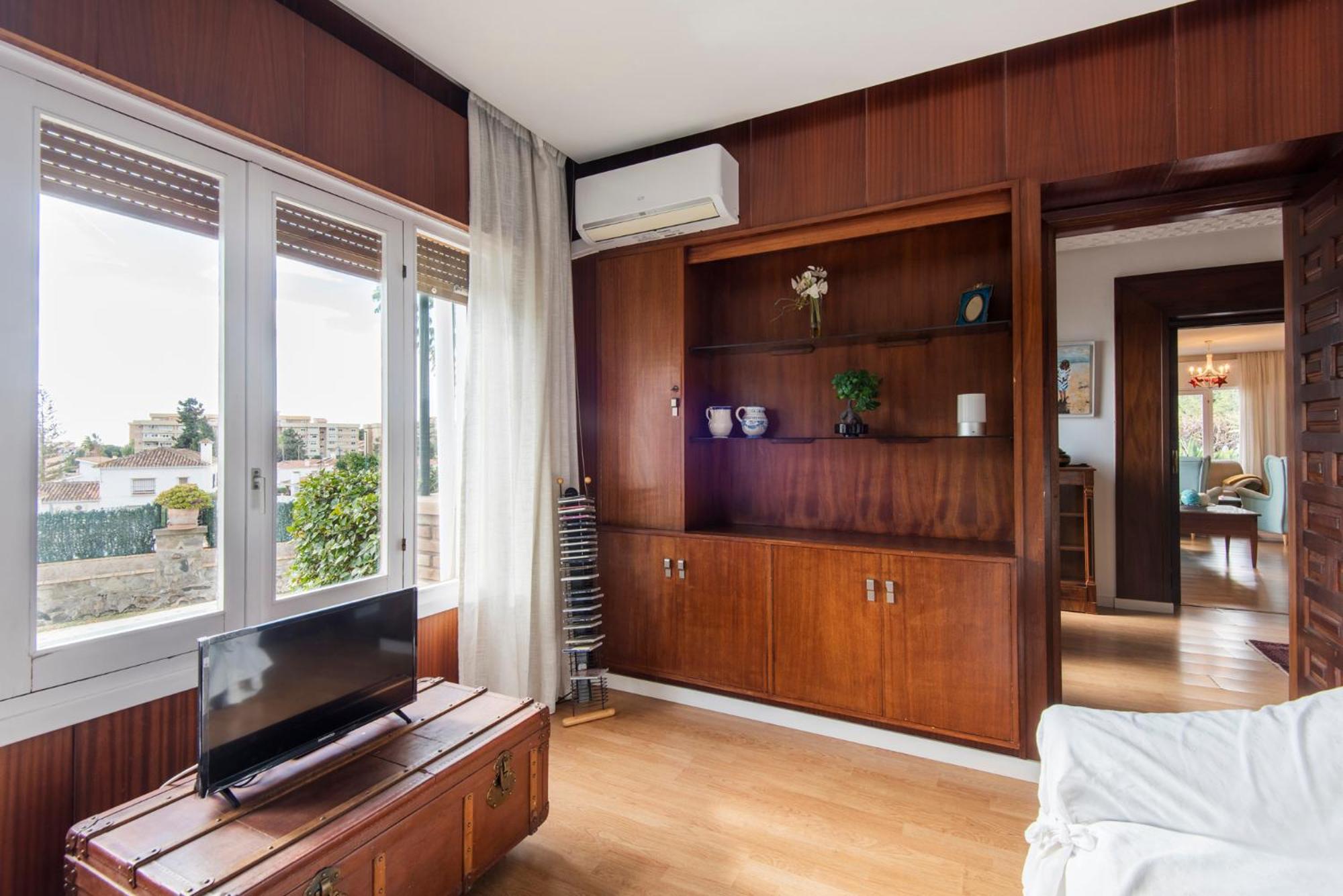 Queen Of The Ocean Villa: Stately Style House With Pool Μάλαγα Εξωτερικό φωτογραφία